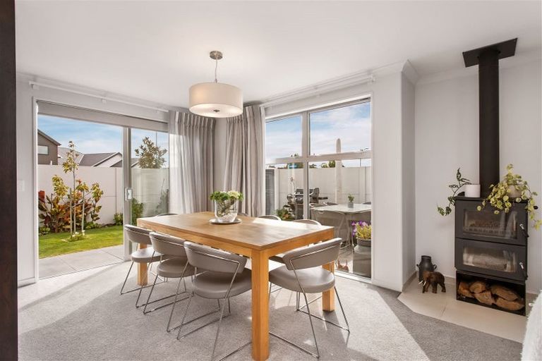 Photo of property in 16 Muirhill Street, Halswell, Christchurch, 8025