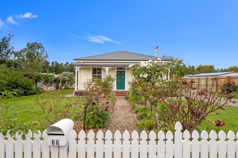 Photo of property in 66 Glenmark Drive, Waipara, 7483