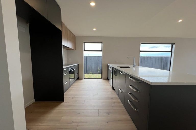 Photo of property in 119 Skibbereen Drive, Halswell, 8025