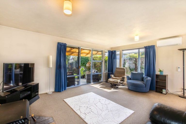 Photo of property in 4 Vining Crescent, Stoke, Nelson, 7011