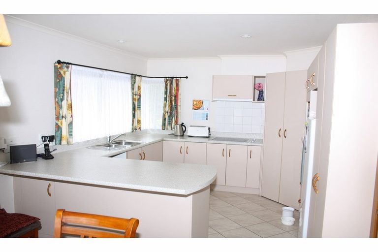Photo of property in 11 Bush Haven Drive, Te Kamo, Whangarei, 0112