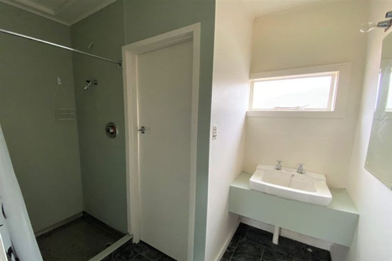 Photo of property in 1-5/7 Charlton Lane, Gore, 9710