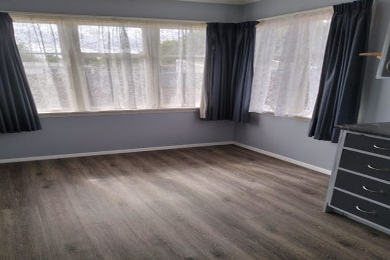 Photo of property in 12 Hurley Place, Awapuni, Palmerston North, 4412