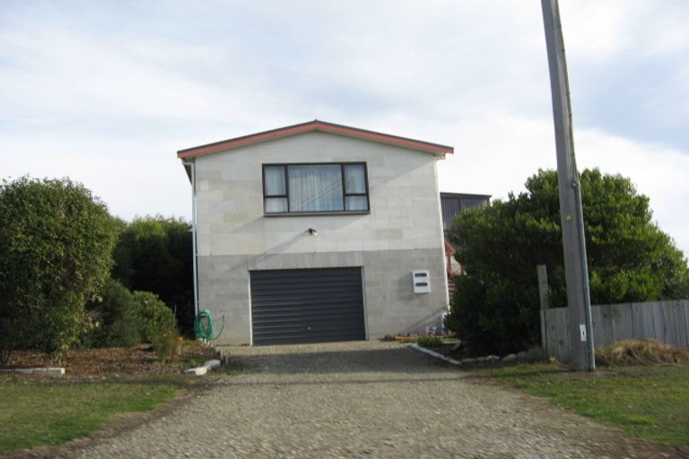 Photo of property in 20 Chambers Street, Kakanui, Oamaru, 9495