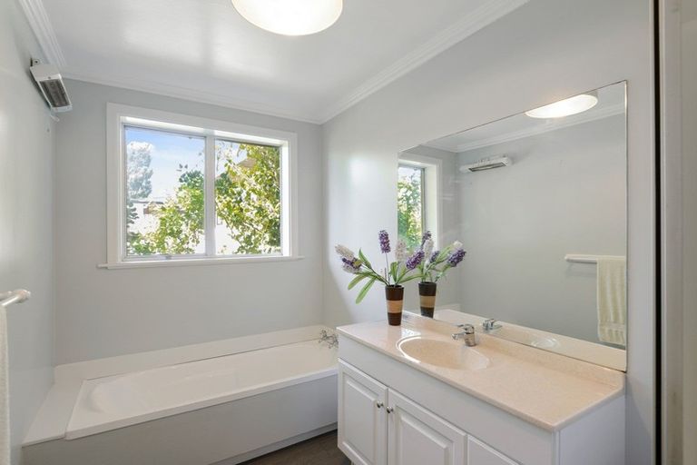 Photo of property in 14 Ranui Crescent, Diamond Harbour, Lyttelton, 8971