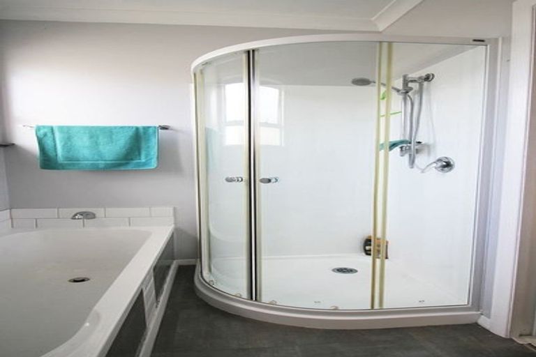 Photo of property in 85 Bartholomew Road, Levin, 5510