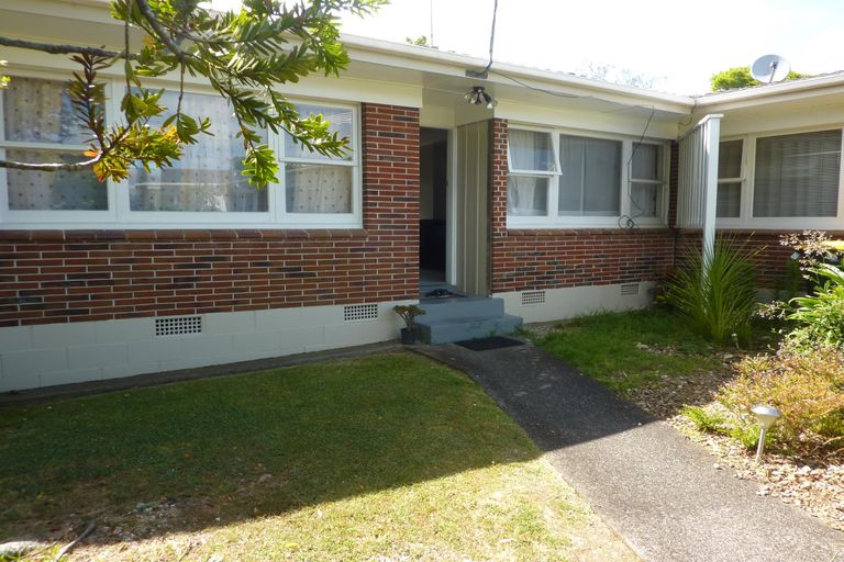 Photo of property in 9/11 Oakland Avenue, Papatoetoe, Auckland, 2025