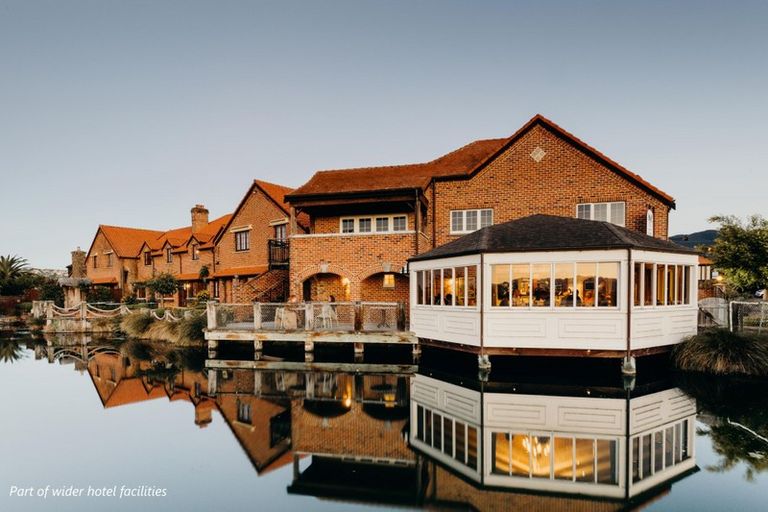 Photo of property in Orchard Cottages, 312/6 Point Road, Monaco, Nelson, 7011