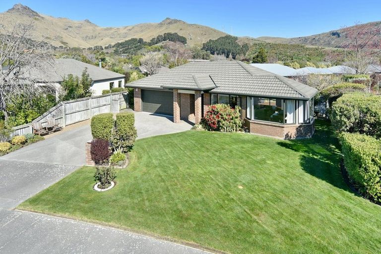 Photo of property in 39 Mauger Drive, Heathcote Valley, Christchurch, 8022
