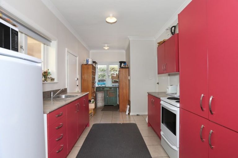 Photo of property in 36 Cuba Street, Marton, 4710