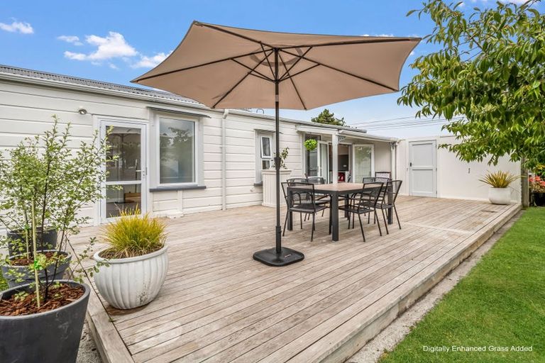 Photo of property in 30 Signal Street, Marton, 4710