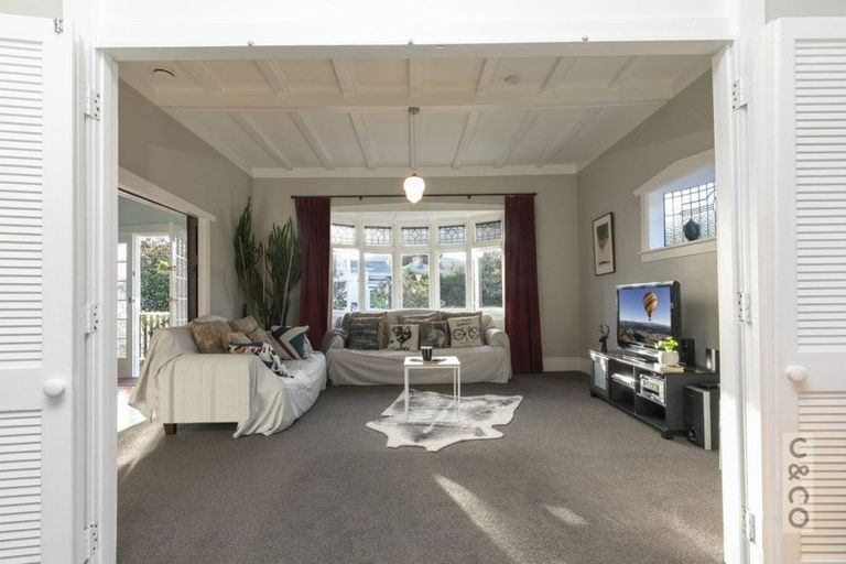 Photo of property in 12 Elliot Street, Riverhead, 0820