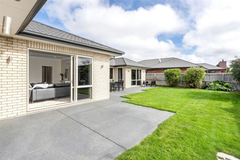 Photo of property in 46 Reka Street, Parklands, Christchurch, 8083