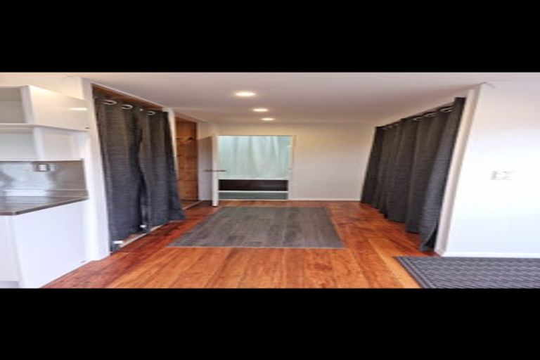 Photo of property in 28 Elliott Street, Johnsonville, Wellington, 6037