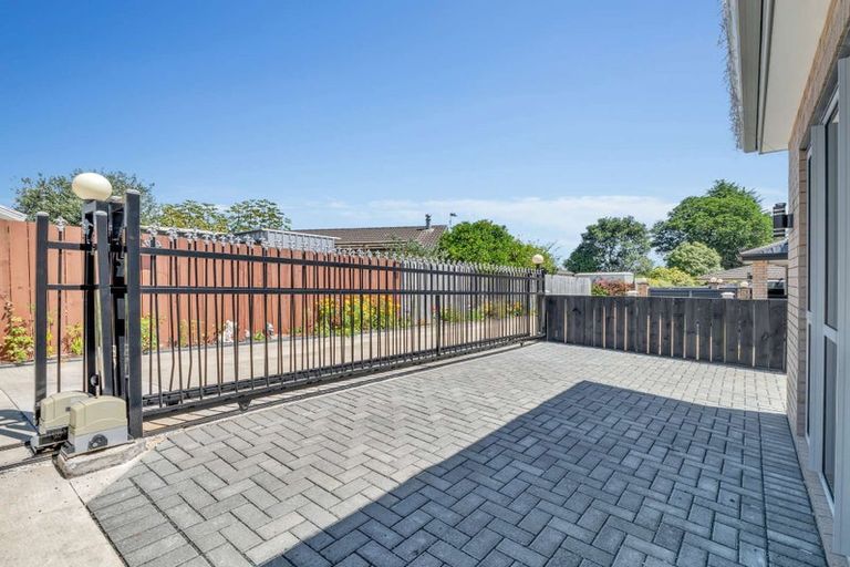 Photo of property in 114b Everglade Drive, Totara Heights, Auckland, 2105