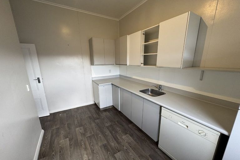 Photo of property in 61a Pirie Street, Mount Victoria, Wellington, 6011