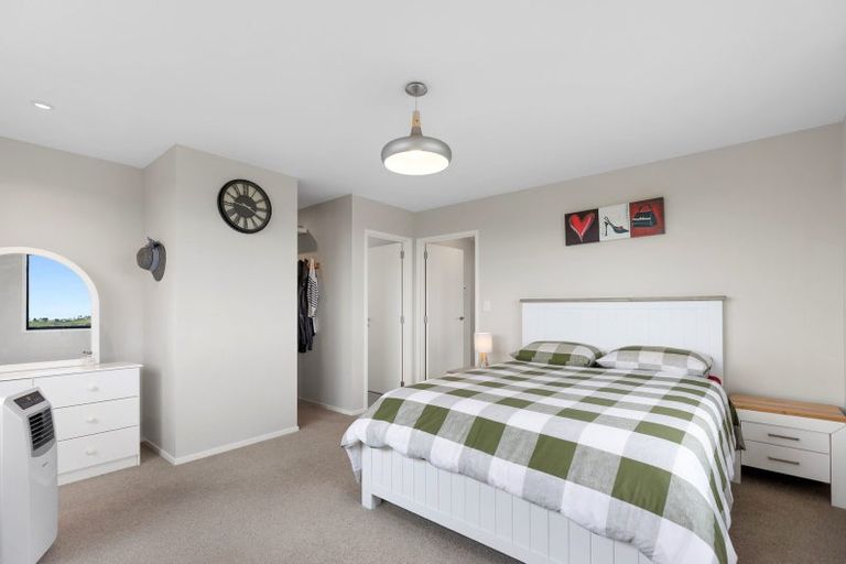 Photo of property in 44b Waikite Road, Welcome Bay, Tauranga, 3112