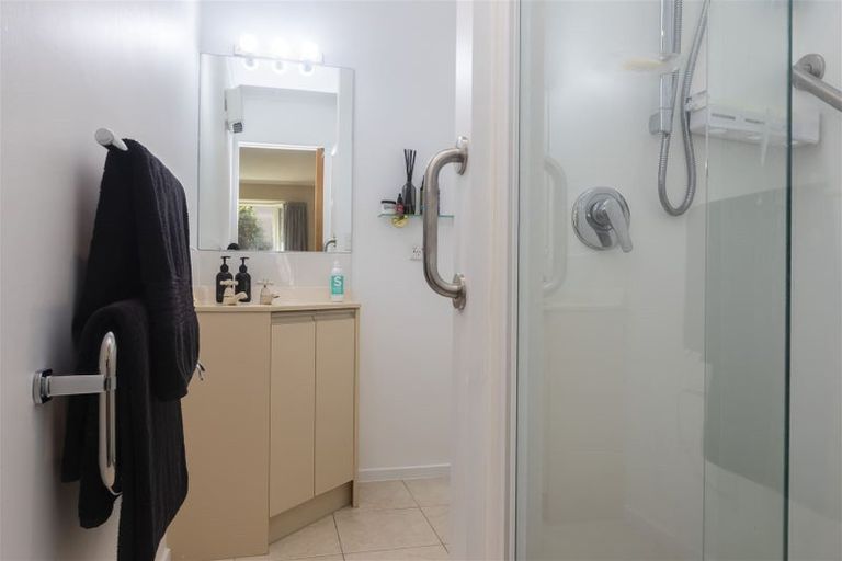 Photo of property in 1/53 Memorial Avenue, Ilam, Christchurch, 8053