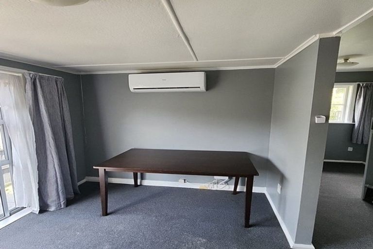 Photo of property in 3b Kopara Grove, Stokes Valley, Lower Hutt, 5019