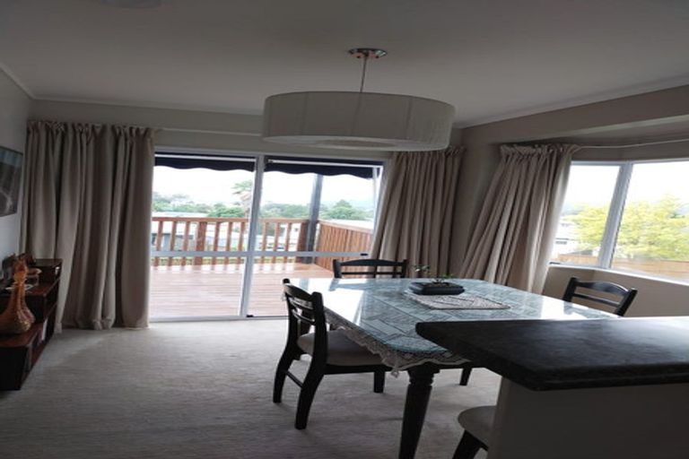 Photo of property in 5 Aeroview Drive, Beach Haven, Auckland, 0626