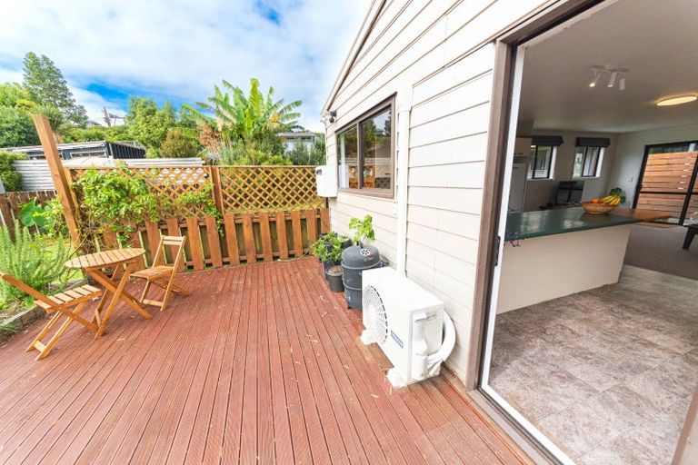 Photo of property in 5 John Street, Raglan, 3225