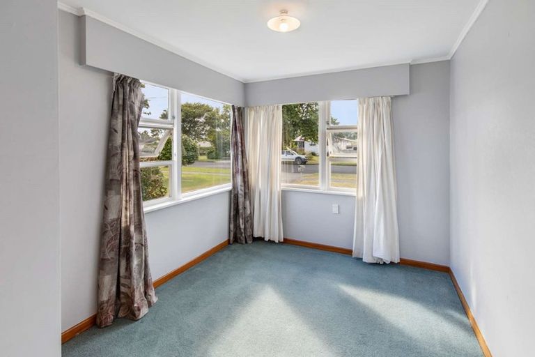 Photo of property in 14 Matai Street, Levin, 5510