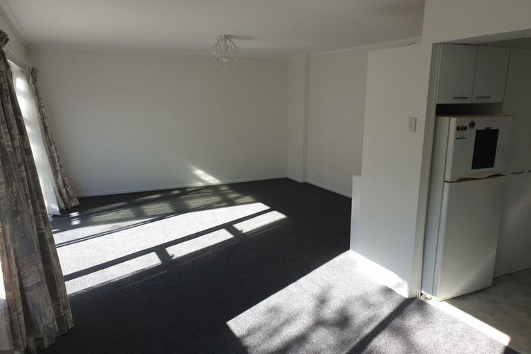 Photo of property in 2/8 Mayville Avenue, New Lynn, Auckland, 0600
