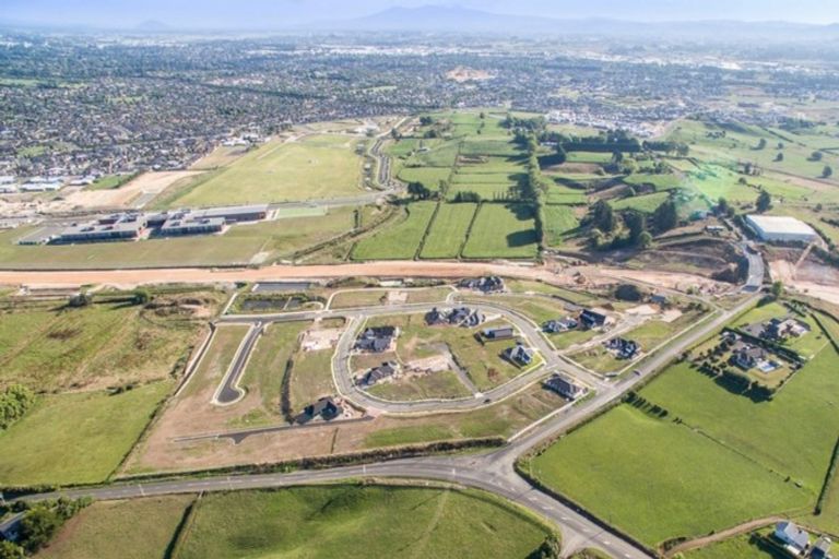 Photo of property in 2 Waireka Road, Rototuna North, Hamilton, 3210