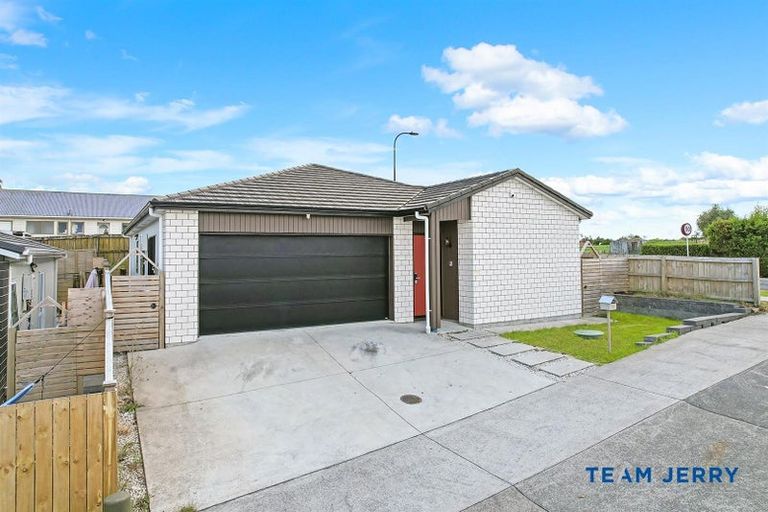 Photo of property in 1 Archibald Lane, Opaheke, Papakura, 2113