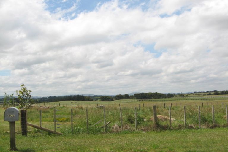 Photo of property in 202 Urquhart Road, Karaka, Papakura, 2580