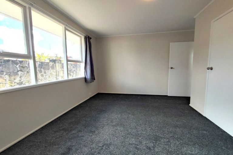 Photo of property in 9 Lachlan Place, Favona, Auckland, 2024