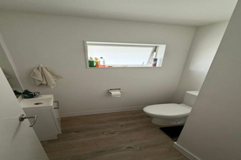 Photo of property in 15 Apple Orchard Way, Sunnyvale, Auckland, 0612
