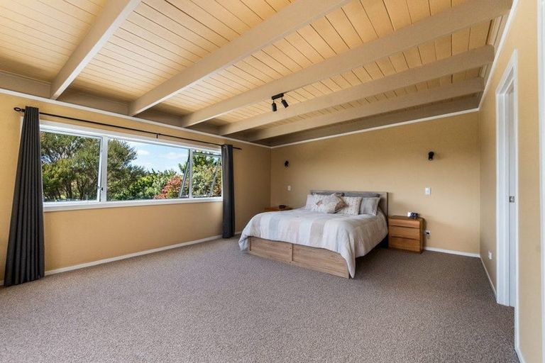 Photo of property in 43 Cable Bay Block Road, Cable Bay, 0420