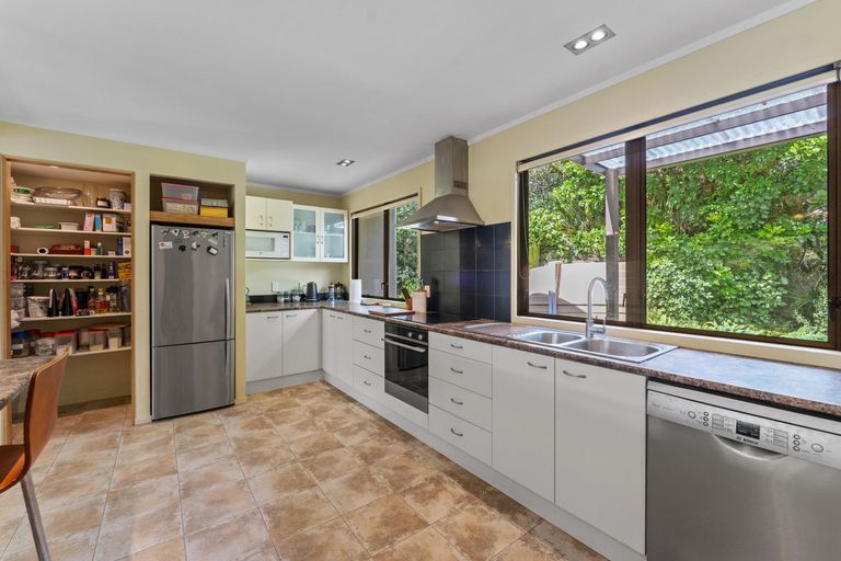 Photo of property in 2395 State Highway 1, Brynderwyn, Maungaturoto, 0587