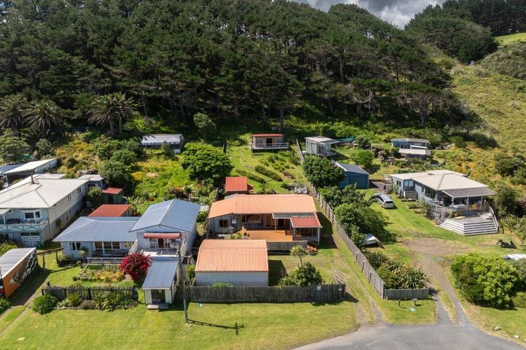 Photo of property in 141 Riria Kereopa Memorial Drive, Raglan, 3297