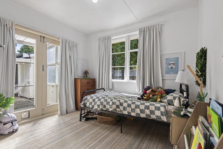 Photo of property in 10 Denbigh Place, Awapuni, Palmerston North, 4412