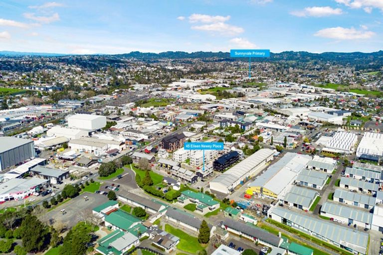 Photo of property in 45 Eileen Newey Place, Henderson, Auckland, 0612