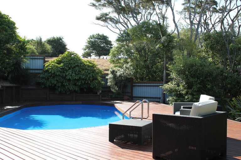 Photo of property in 7 Wades Road, Whitford, Howick, 2571