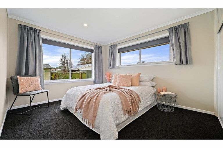 Photo of property in 9 Leacroft Street, Bishopdale, Christchurch, 8053