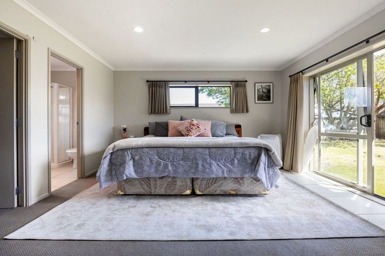 Photo of property in 13 Alderwick Place, Rototuna North, Hamilton, 3210