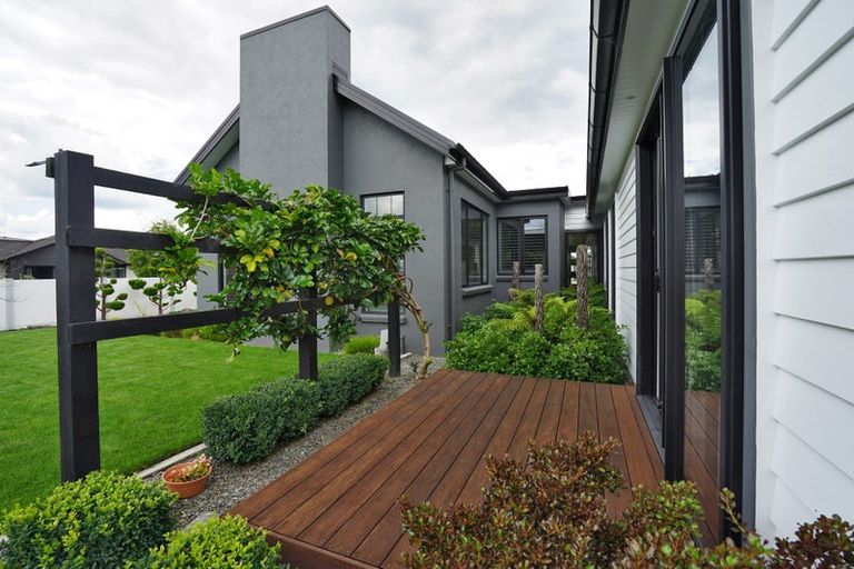 Photo of property in 71 Roy Hilton Drive, Flagstaff, Hamilton, 3210