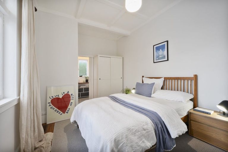 Photo of property in 13 Elcoat Avenue, Henderson, Auckland, 0612