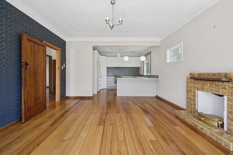 Photo of property in 144 Newlands Road, Newlands, Wellington, 6037