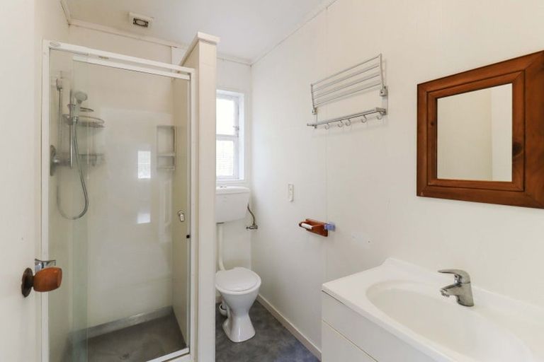 Photo of property in 124 Major Drive, Kelson, Lower Hutt, 5010