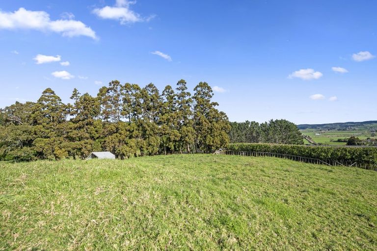 Photo of property in 70 Wishart Road, Helensville, 0800