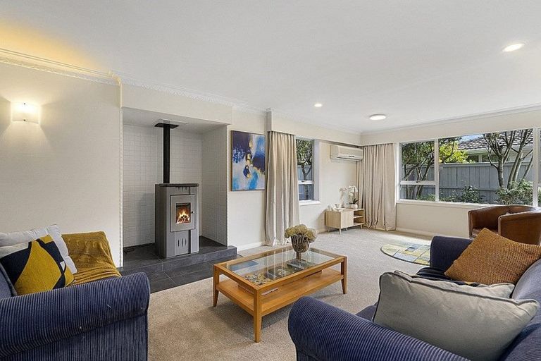 Photo of property in 6 Gothic Place, Ilam, Christchurch, 8041