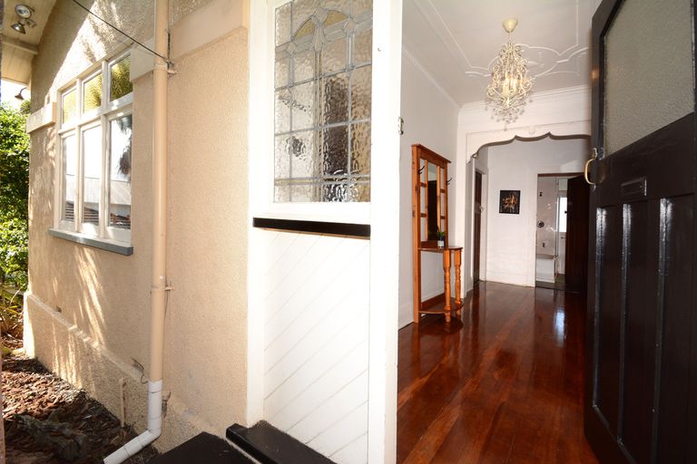 Photo of property in 33 Forfar Street, Clyde Hill, Dunedin, 9011