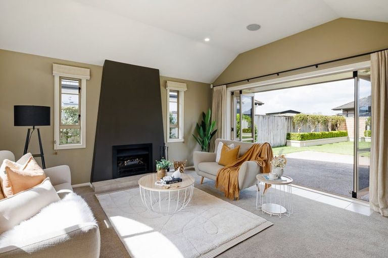 Photo of property in 14 The Peninsula, Huntington, Hamilton, 3210