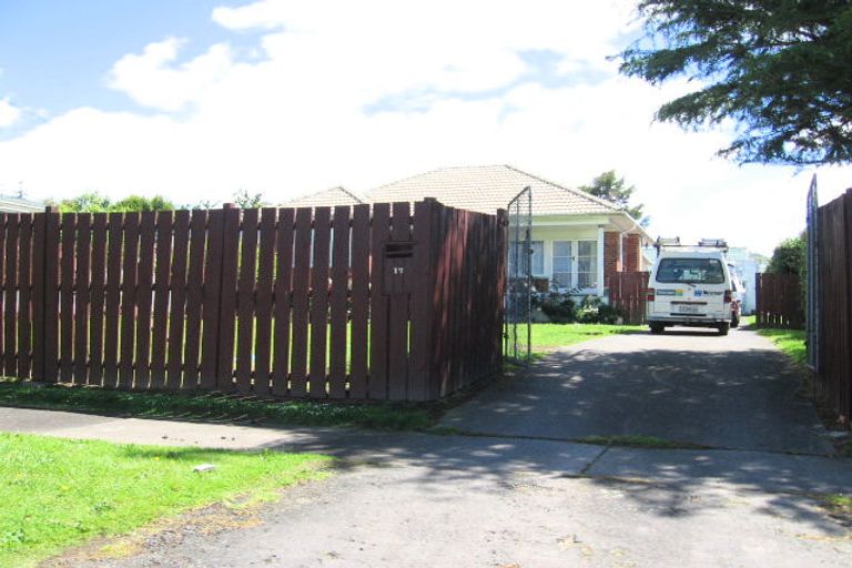 Photo of property in 17 Hill Road, Papatoetoe, Auckland, 2025