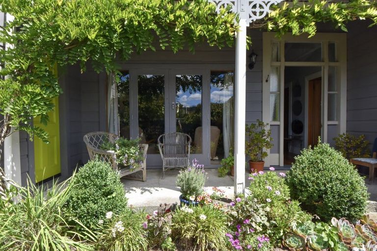 Photo of property in 16 Tyne Street, Carterton, 5713